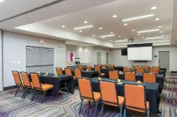 Hampton Inn & Suites West Lafayette فنادق في وابیش ٹاؤن شپ