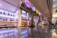 Lyndene Hotel