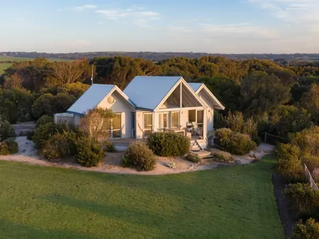 Bear Gully Coastal Cottages