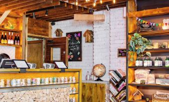 Treehouse Hotel London