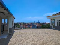 La Tana Hotel - 2-Star