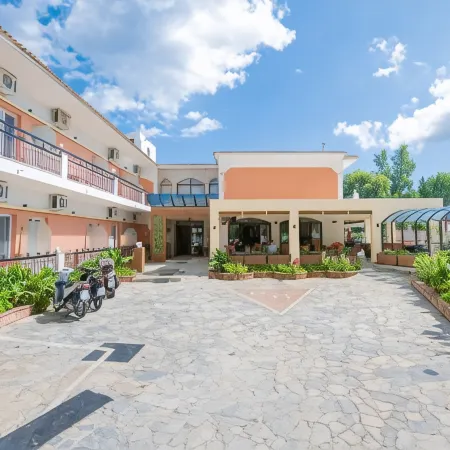 Maltezos Hotel