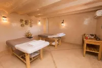 Riad Azrur