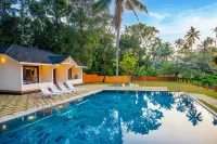 Fragrant Nature Backwater Resort & Ayurveda Spa - Pools