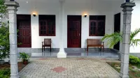 Radha Tourist Home