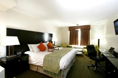 Foxwood Inn & Suites Drayton Valley Hotel in zona Drayton Valley Skatepark