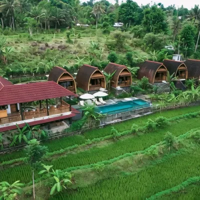 Lumbung Seraya Villa Hoteles cerca de Tirta Gangga