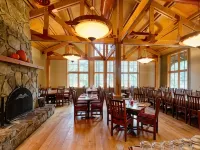 Sleeping Lady Mountain Resort Hotels in Chelan County