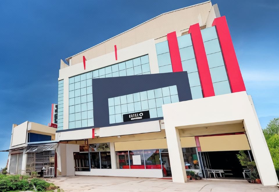 hotel overview picture