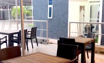 Apartment 15