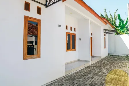 Anggrek Guest House Cirebon