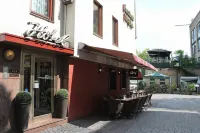 Hotel Kunibert der Fiese - Superior Ξενοδοχεία στην πόλη Cologne City Center