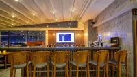 Samir Deluxe Hotel - Barer