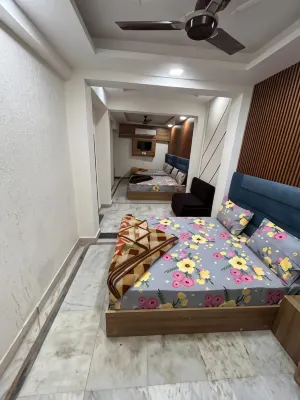 HOTEL DIVYA