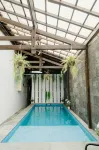 Ostic House - Swimmingpools