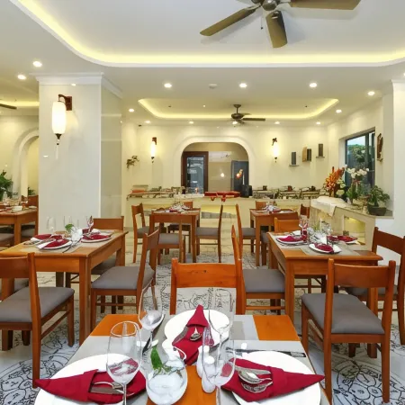 Uptown Hoi An Hotel & Spa