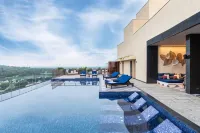 Taj Lakefront Bhopal - Romantic