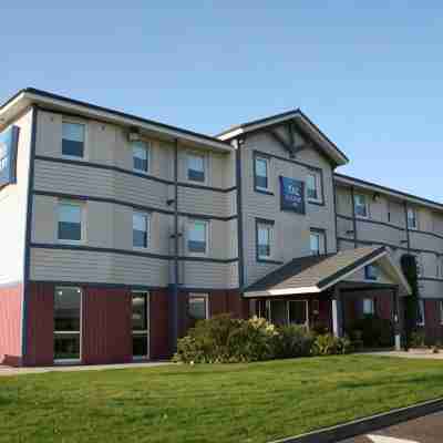 Ibis Budget Coutances Hotel Exterior