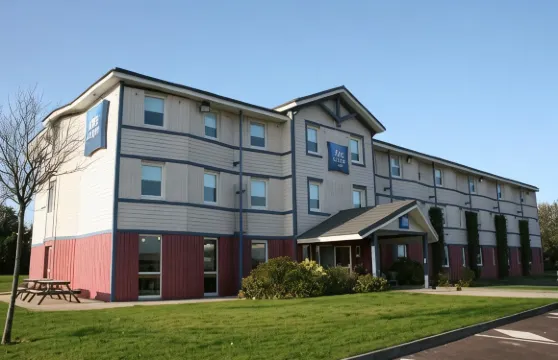 庫唐斯宜必思快捷酒店