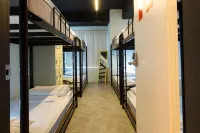 Pathways Hostel - Hostels