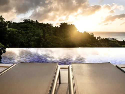 Blue Rela Luxe Resort Okinawa - maisons de vacances