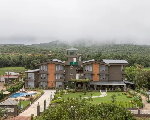 Stone Wood Hotel Amboli Hotels in Sindhudurg