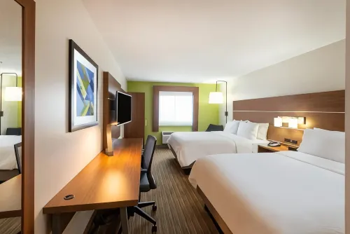 Holiday Inn Express Cleveland-Vermilion