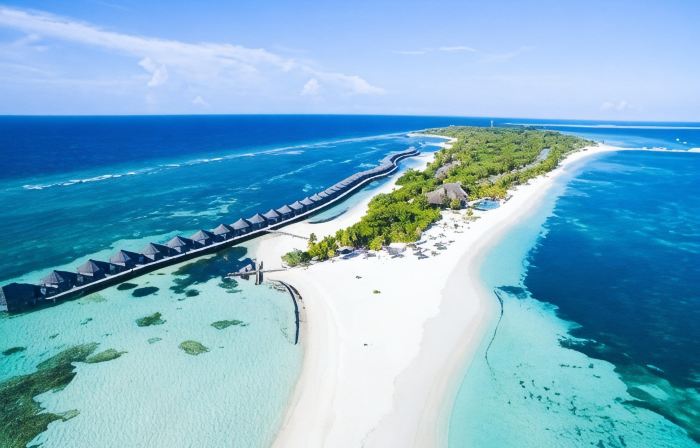 Kuredu Island Resort & Spa