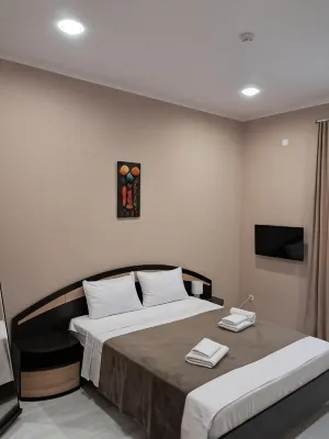 Astoria Hotel Zugdidi فنادق في 