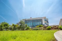 Adrion Aparthotel Hotels in Peroj