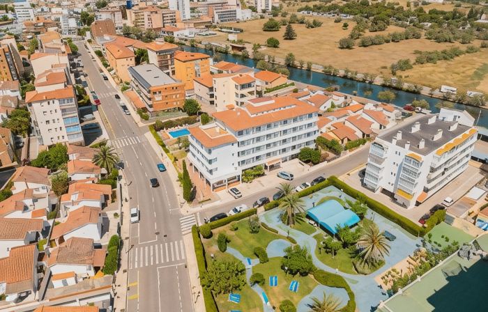 Bay Hotel