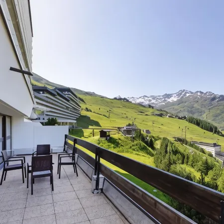SOWELL RESIDENCES Pierre Blanche