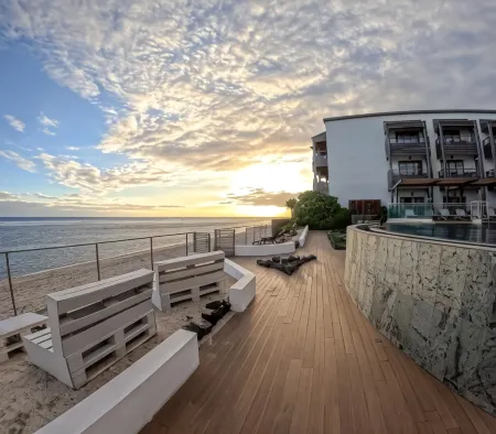 Le Battant Des Lames Отели в г. Антр-До