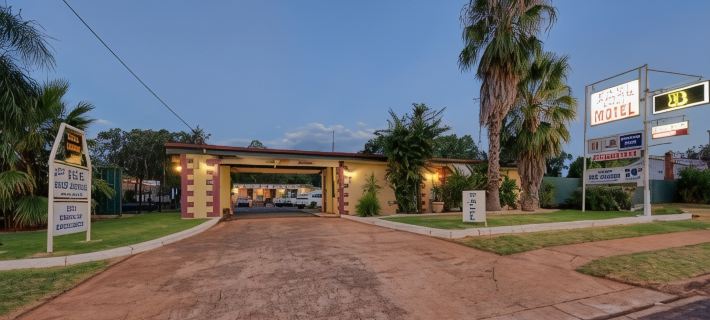 Golden Peak Motel PeakHill Hotels in Parkes