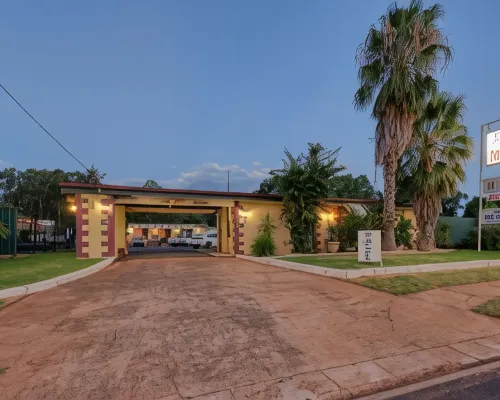 Golden Peak Motel PeakHill Hotels in Parkes