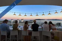 Hôtel les Voiles - parking