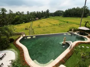 Frangipani Villas