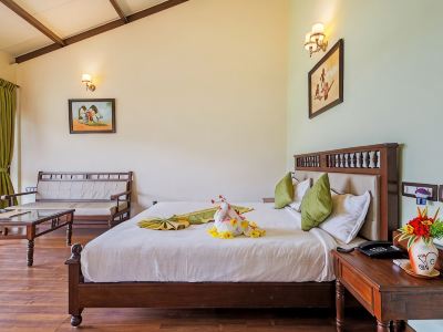 Shathayu Ayurveda Yoga Retreat