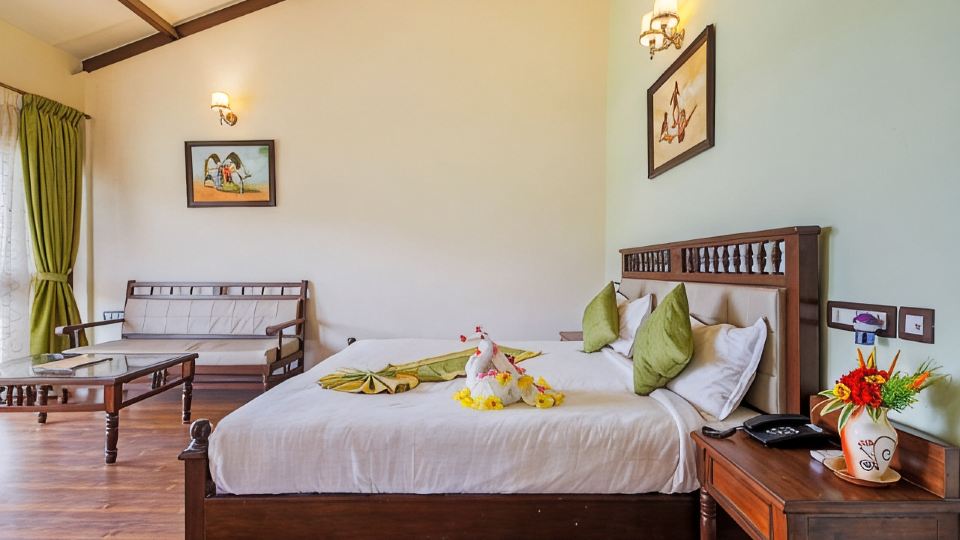 Shathayu Ayurveda Yoga Retreat