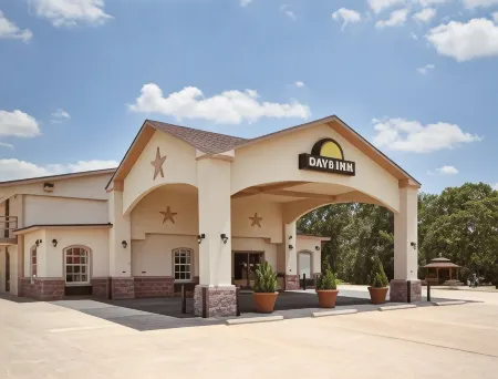 Days Inn by Wyndham Centerville