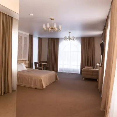 Hotel and Restaurant Complex Shishkin Hôtels à proximité de : Shishkin Memorial House Museum