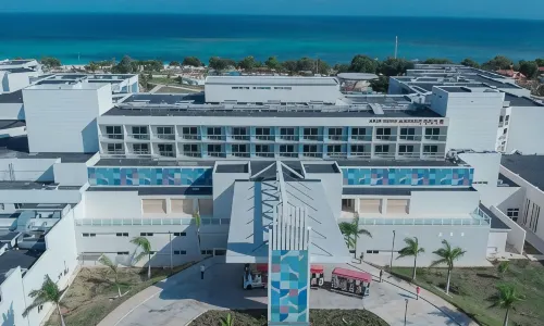 Gran Muthu Almirante Beach Hotel