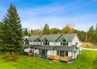 West Glacier Getaway: Mountain & Golf Course Views Hotels near Siyeh Pass