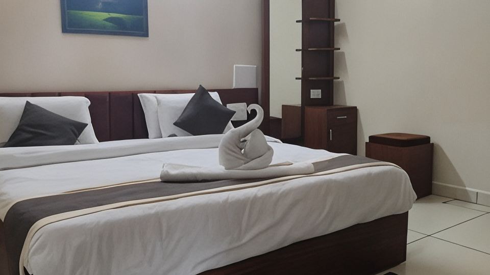 Hotel Crown Inn