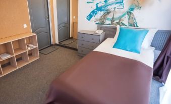 Kurenbin Smart Guest House