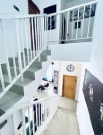 Fully equipped detached house