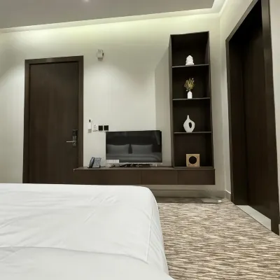 أجوان بارك للشقق المخدومة ظهرة لبن Ajwan Park For Serviced Apartments Hotels near جامع الشيخ أحمد بن علي القبس