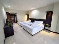 Crystal City Hotel Hotel a Pagesangan Timur