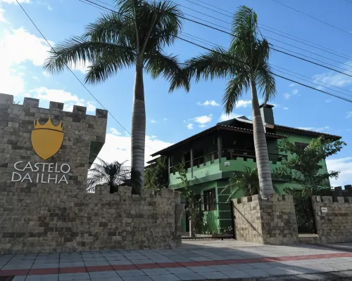 كاستيلو دا إيليا Hotels near انجليزيز