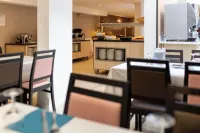 Hôtel Croix des Bretons - Lourdes Pyrénées - breakfast